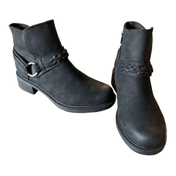 Clarks Women's 9 Hearth Kaylie Ankle Boot Leather Stacked Block Heel - Picture 1 of 10